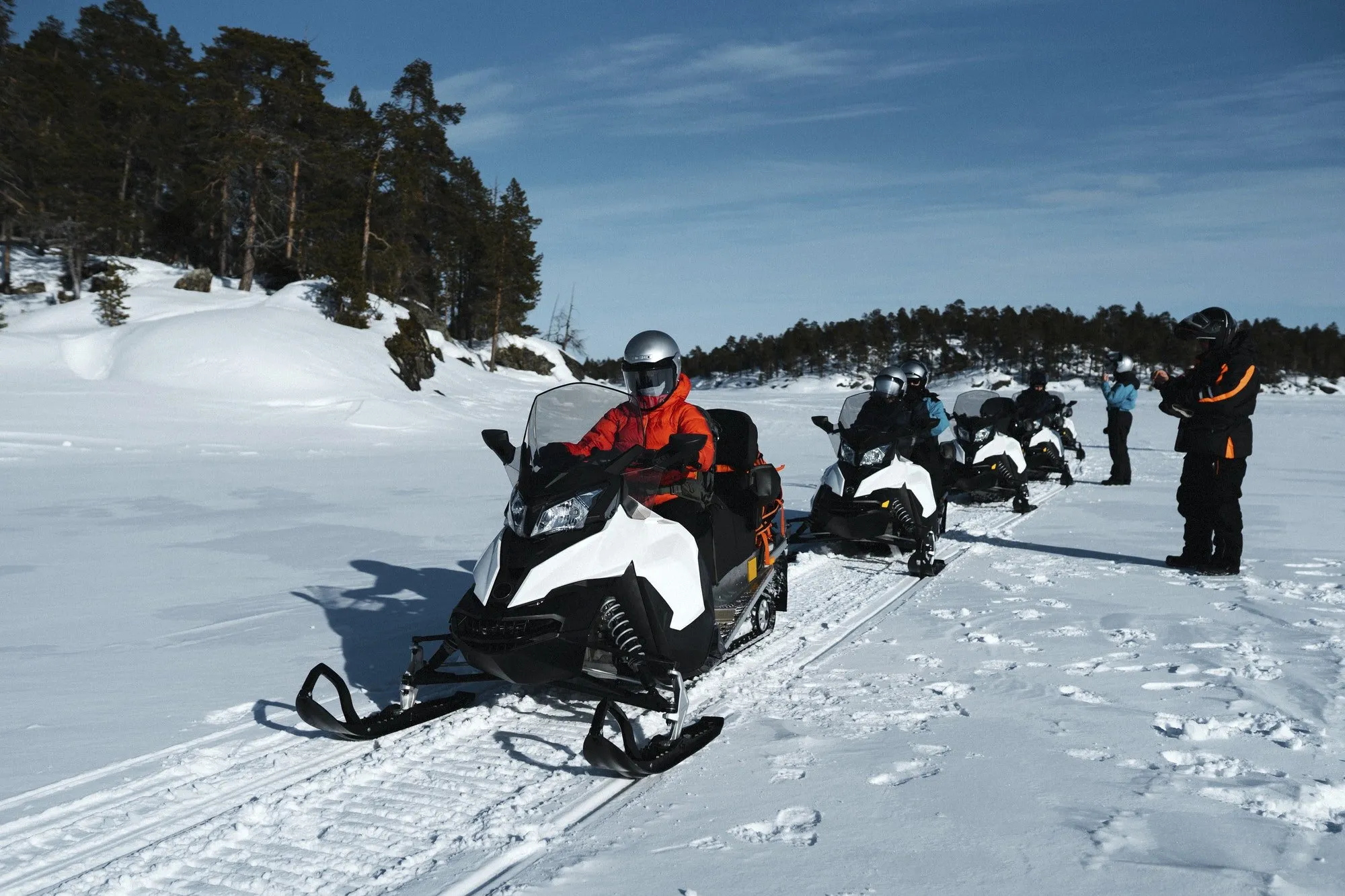 How to stay safe on a snowmobile adventure